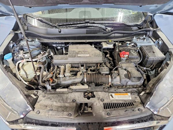 2020 HONDA CR-V — Engine bay