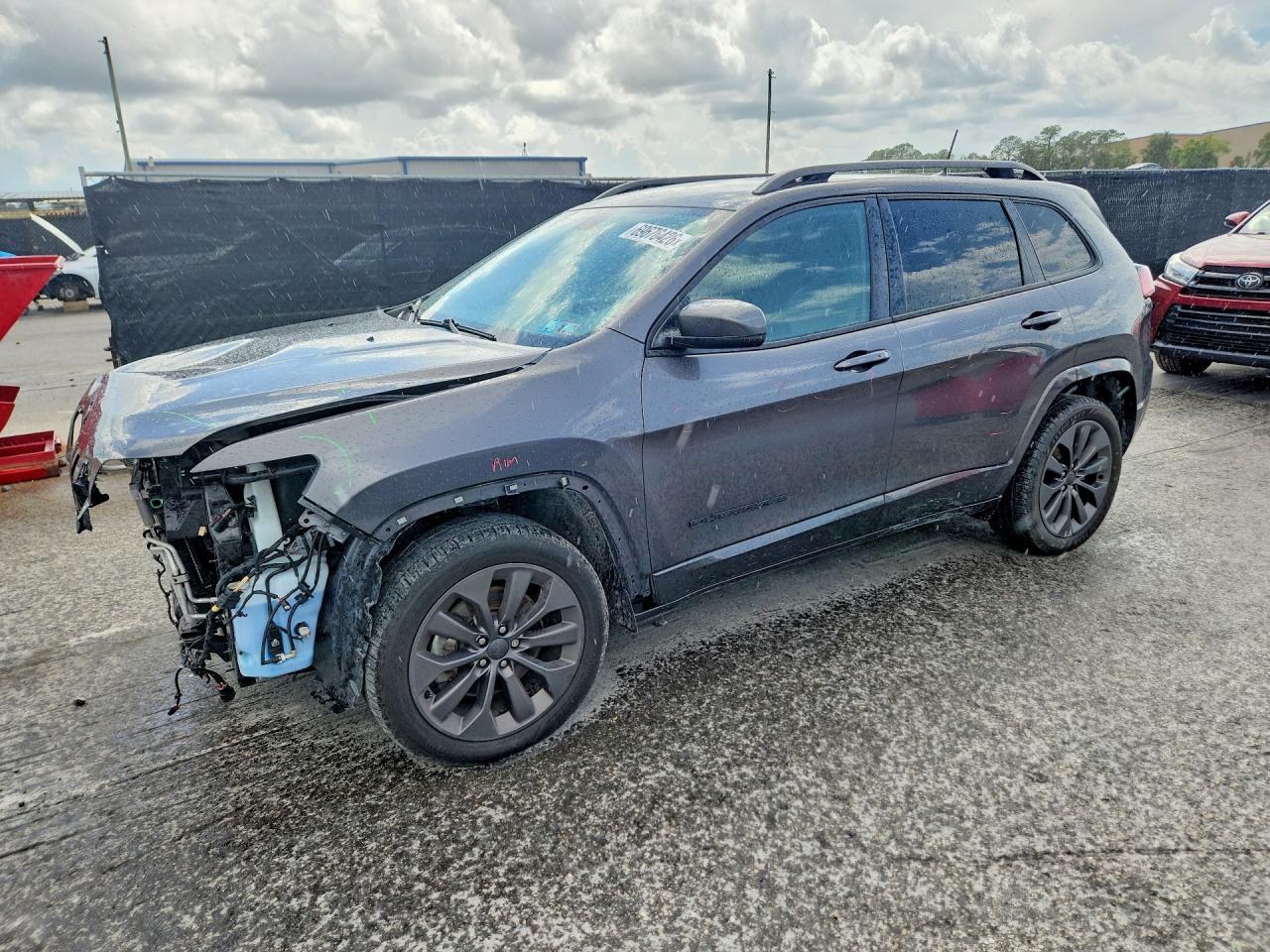 2019 JEEP CHEROKEE Limited — Front 3/4