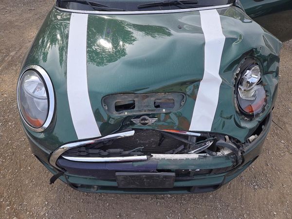 2015 MINI COOPER — Engine bay