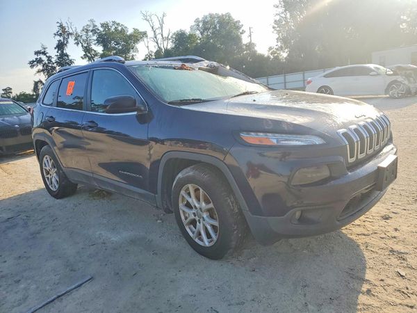 2016 JEEP CHEROKEE — Passenger 3/4