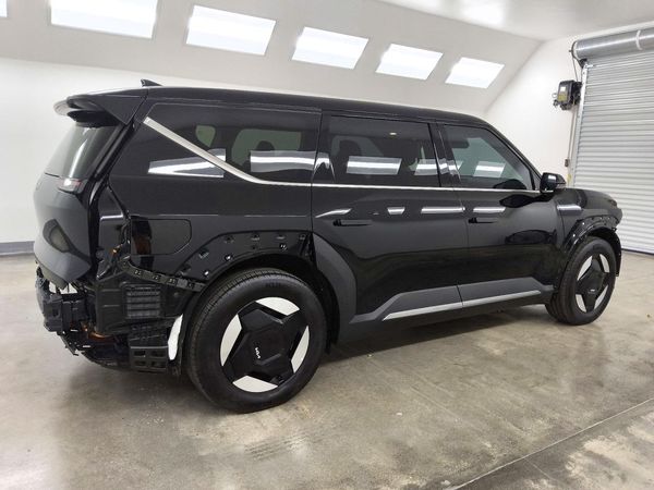2026 KIA EV9 Light LR — PSRA