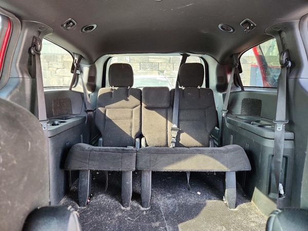 2015 DODGE GRAND CARAVAN SE — SUVN