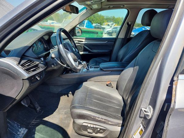 2014 BMW X5 xDrive35i — DENT