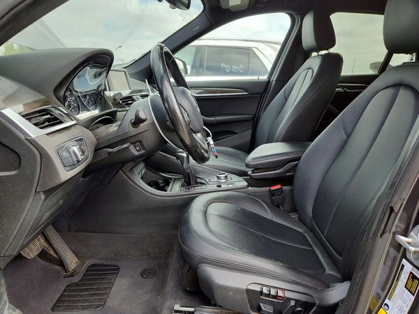 2017 BMW X1 xDrive28i — DENT