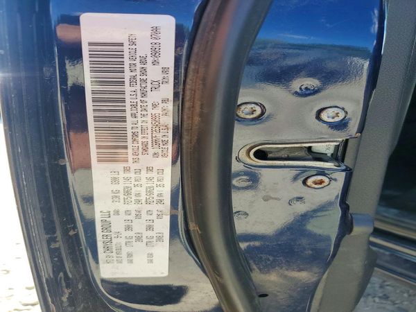 2014 RAM 1500 — VINS