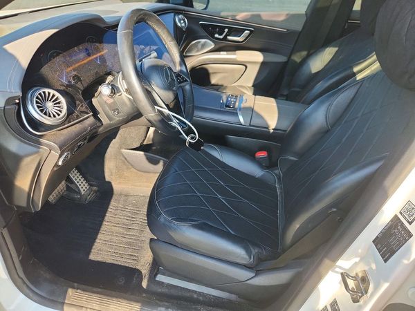 2023 MERCEDES-BENZ EQS SUV — DENT