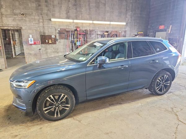 2019 VOLVO XC60 — DSFA — Front 3/4