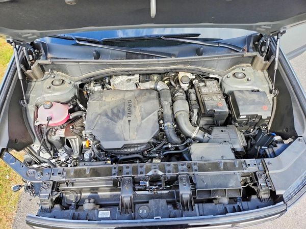 2026 HYUNDAI SANTA FE SEL — Engine bay