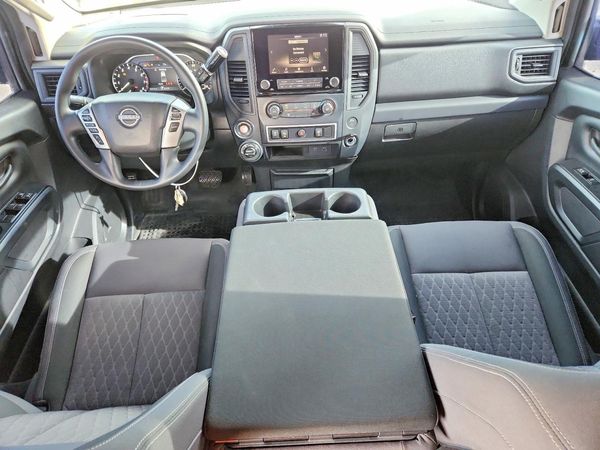 2023 NISSAN TITAN Crew Cab — CKPT