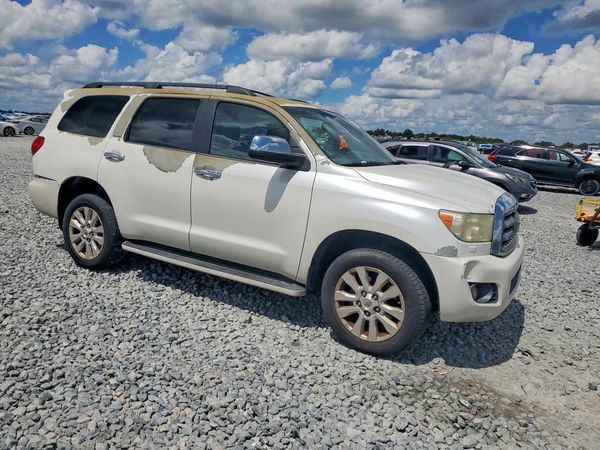 2015 TOYOTA SEQUOIA Platinum Grade — Passenger 3/4