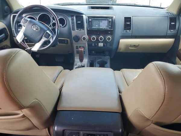 2015 TOYOTA SEQUOIA Platinum Grade — CKPT