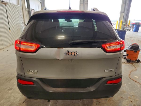 2018 JEEP CHEROKEE Latitude Plus — DIRR
