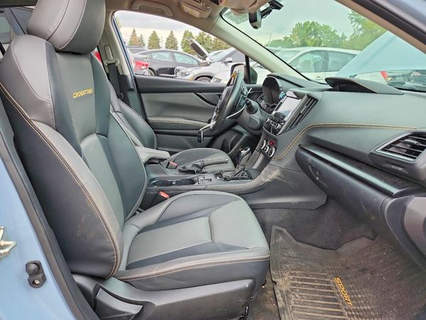 2021 SUBARU CROSSTREK — DENT