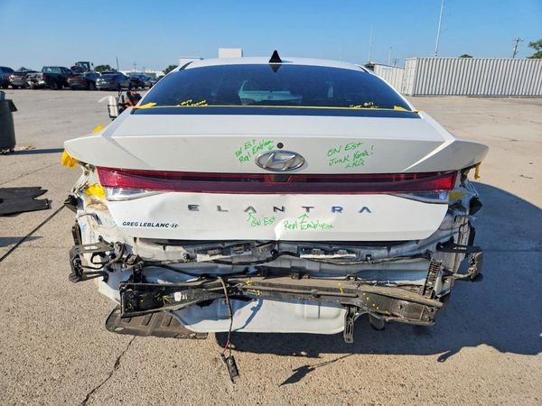 2021 HYUNDAI ELANTRA SEL w/ Convenience Pkg — DIRR