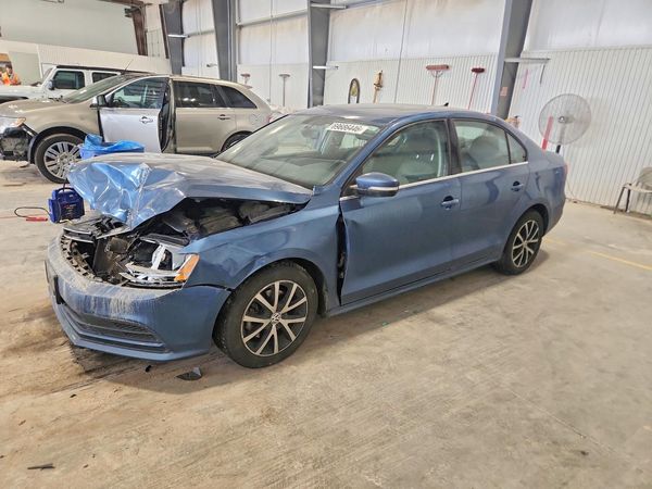 2017 VOLKSWAGEN JETTA SE — Front 3/4