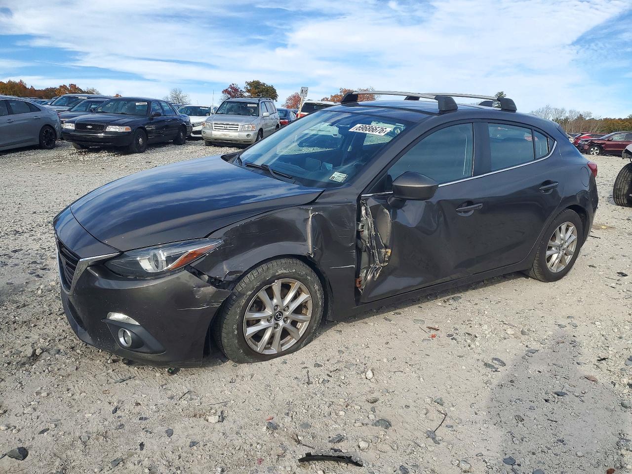 2014 MAZDA 3 Touring/GS — Front 3/4