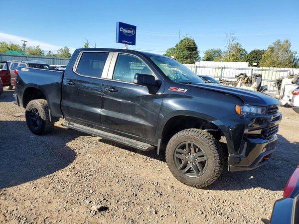 2021 CHEVROLET SILVERADO Trail Boss - LT — Passenger 3/4