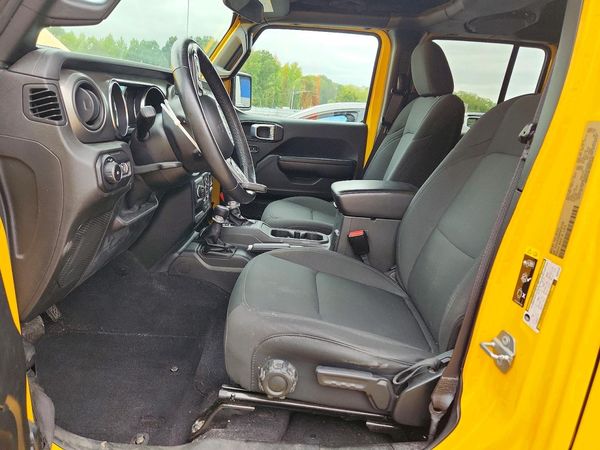 2021 JEEP WRANGLER UNLIMITED Unlimited Sport — DENT
