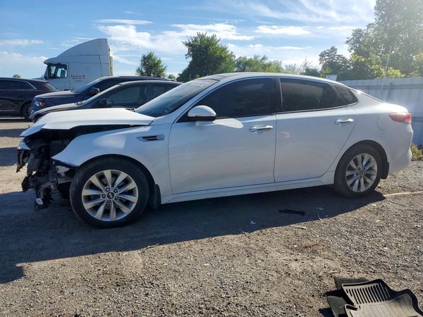 2016 KIA OPTIMA GLS, JSL — Front 3/4