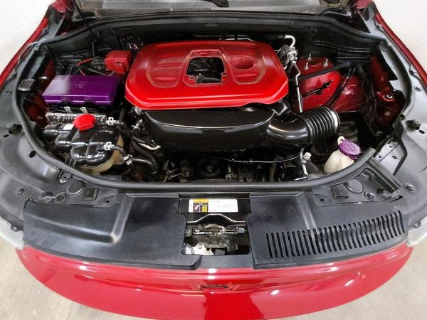 2018 DODGE DURANGO GT — Engine bay