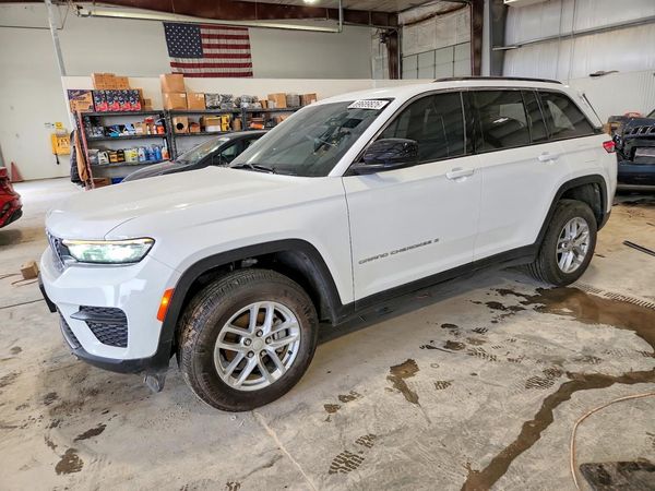 2025 JEEP GRAND CHEROKEE — DSFA — Front 3/4