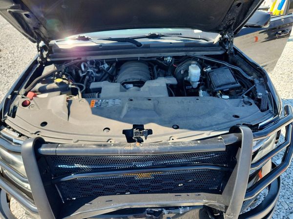 2019 CHEVROLET TAHOE Police Vehicle — Engine bay