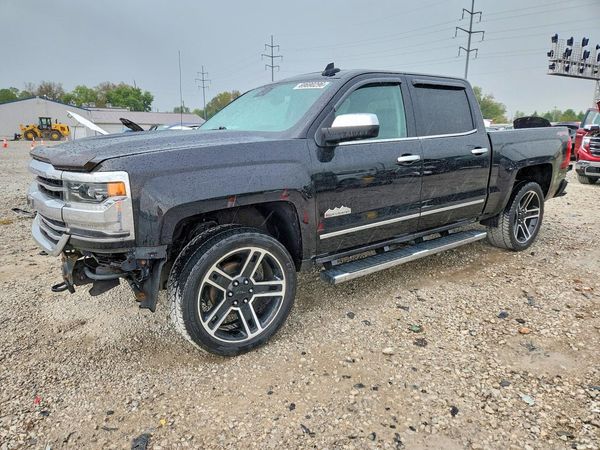 2017 CHEVROLET SILVERADO — DSFA — Front 3/4
