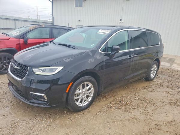 2024 CHRYSLER PACIFICA — DSFA — Front 3/4