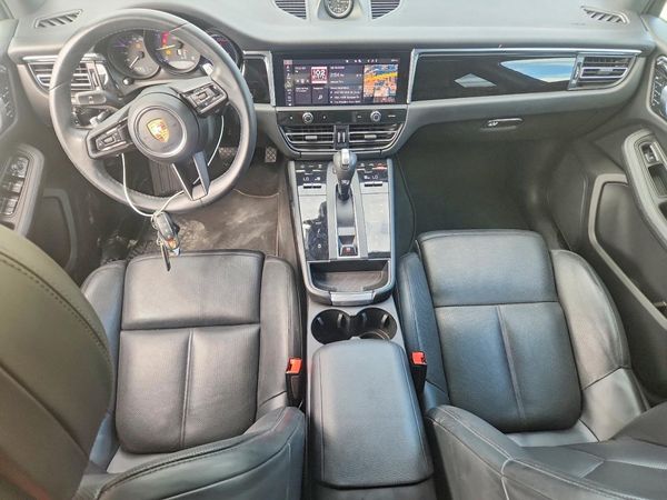 2023 PORSCHE MACAN — CKPT