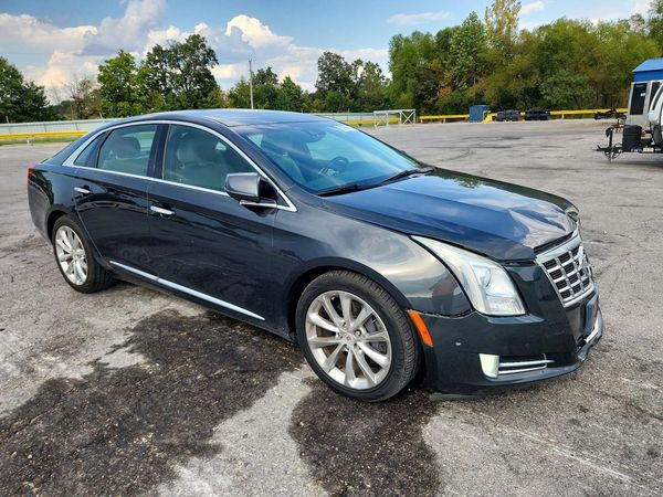 2014 CADILLAC XTS — Passenger 3/4