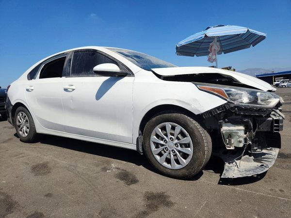 2021 KIA FORTE FE, LXS — Passenger 3/4
