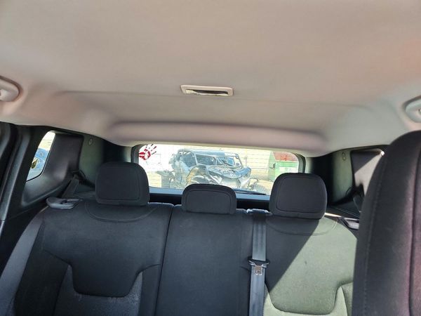 2015 JEEP RENEGADE — SUVN