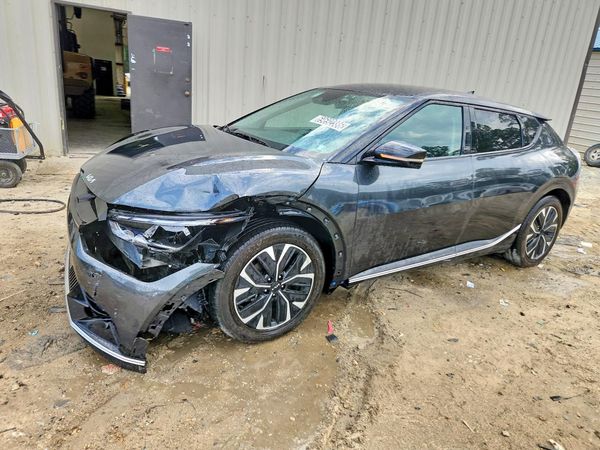 2024 KIA EV6 — DSFA — Front 3/4