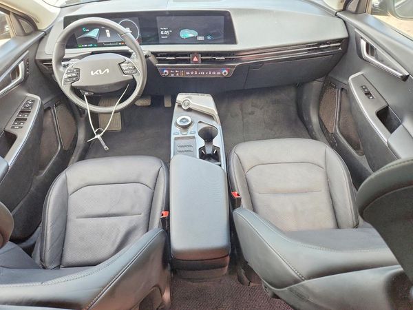 2024 KIA EV6 Light, Wind — CKPT