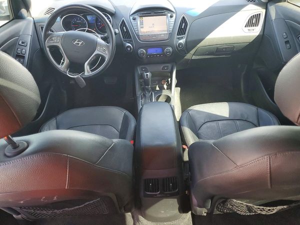 2015 HYUNDAI TUCSON GLS (Middle) — CKPT