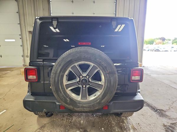 2019 JEEP WRANGLER Unlimited Sahara — DIRR