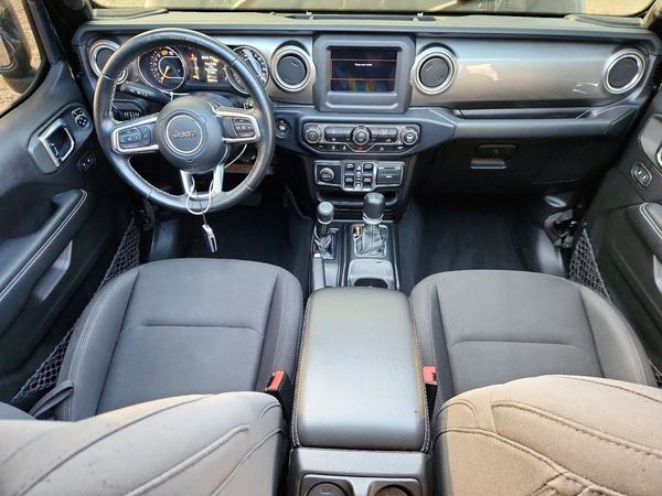 2019 JEEP WRANGLER Unlimited Sahara — CKPT