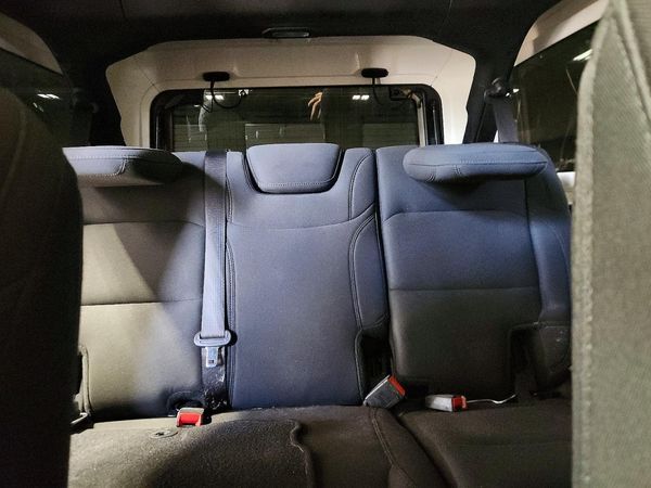 2019 JEEP WRANGLER Unlimited Sahara — SUVN
