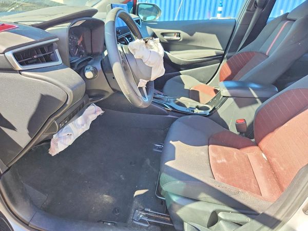2023 TOYOTA COROLLA SE — DENT