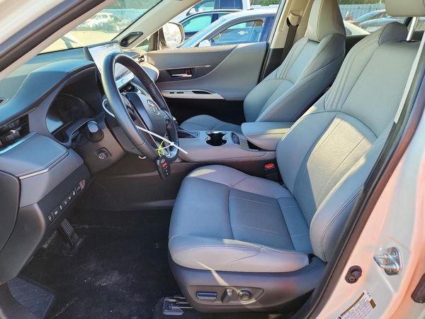 2021 TOYOTA VENZA — DENT