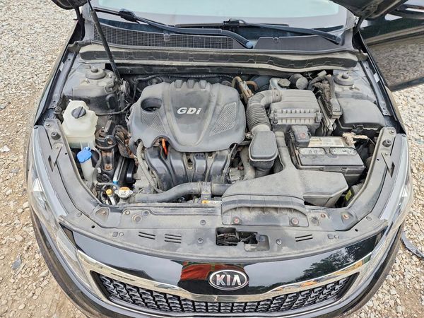 2013 KIA OPTIMA — Engine bay