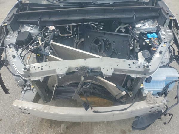 2022 TOYOTA HIGHLANDER XSE — Engine bay