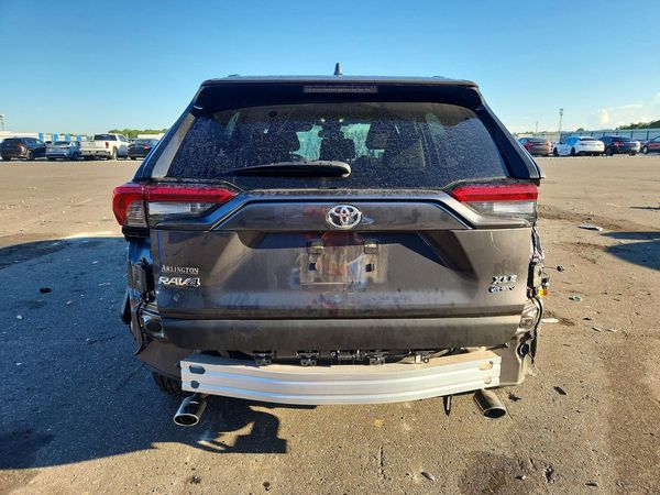 2025 TOYOTA RAV4 XLE — DIRR