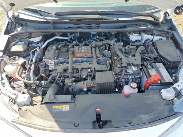 2024 TOYOTA COROLLA — Engine bay