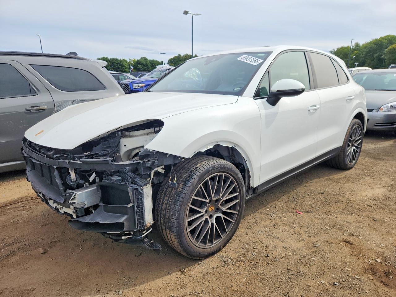 2019 PORSCHE CAYENNE — Front 3/4
