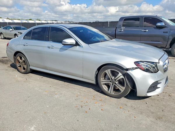 2020 MERCEDES-BENZ E E350 — Passenger 3/4