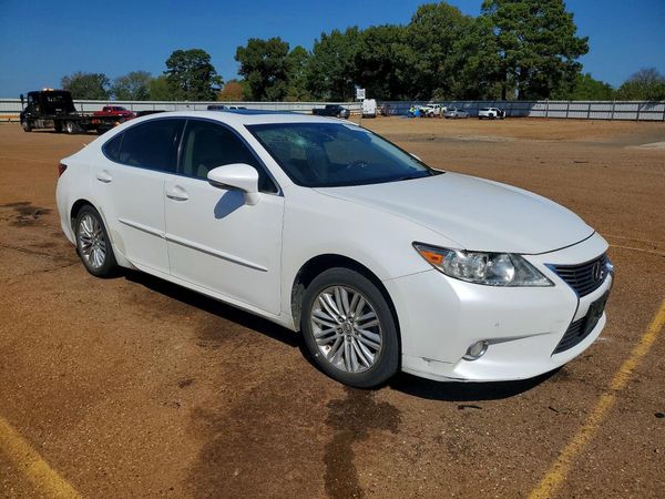2013 LEXUS ES 350 — Passenger 3/4