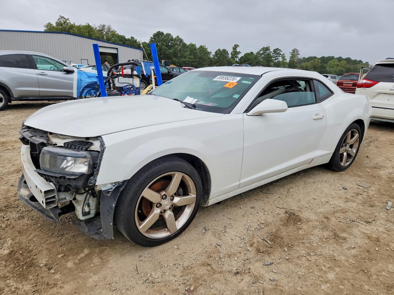 2015 CHEVROLET CAMARO 2LT — Front 3/4