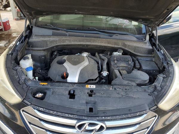 2013 HYUNDAI SANTA FE Sport Turbo Tech — Engine bay