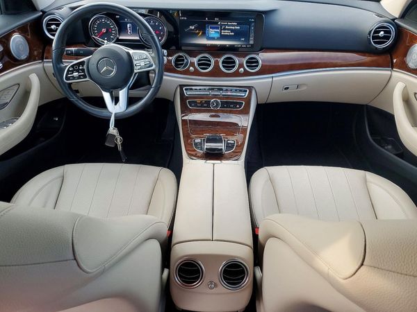 2019 MERCEDES-BENZ E E300-4M — CKPT